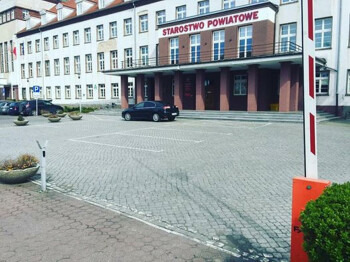 Zaparkuj pod Starostwem!