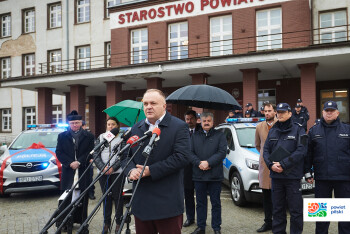 Powiat dofinansował zakup trzech radiowozów