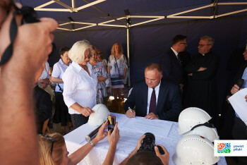 Budowa Hospicjum w Pile oficjalnie ruszyła! To wielki dzień  