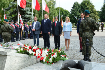 Oddali hołd ofiarom II wojny światowej