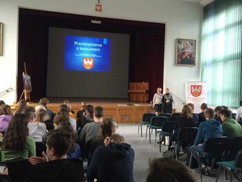 Rzecznik konsumentów edukuje młodzież