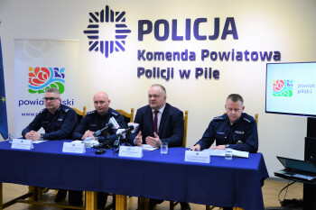 Na drogach powiatowych jest coraz bezpieczniej. Policjanci szczególną uwagę zwracają na młodych kierowców.