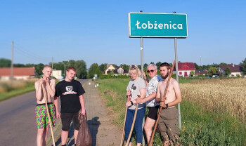 Wakacyjne porządki z udziałem podopiecznych ZPW w Łobżenicy