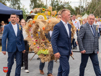 niezwykle barwne święto plonów w gminach powiatu pilskiego 