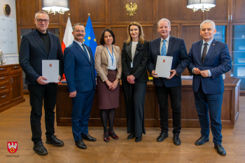 Ślubowanie dyrektorów DPS w Falmierowie i MOW w Łobżenicy  