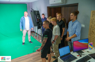 goście odwiedzili także studio nagrań w budynku Starostwa 