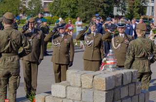 uroczystości na placu Powstańców Warszawy