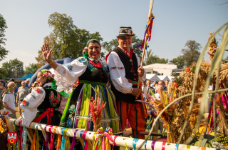 dożynki powiatowo-gminne w Szydłowie 