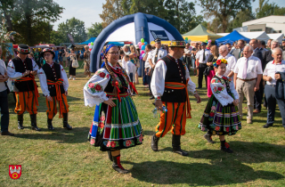 dożynki powiatowo-gminne w Szydłowie 