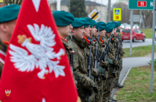 uroczystość pod obeliskiem Powstańców Wielkopolskich w Pile 