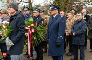 uroczystość pod obeliskiem Powstańców Wielkopolskich w Pile 