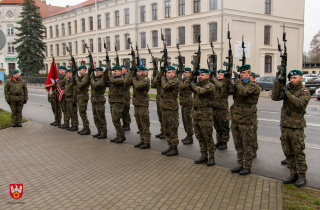 uroczystość pod obeliskiem Powstańców Wielkopolskich w Pile 