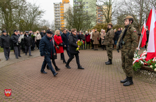 uroczystość pod obeliskiem Powstańców Wielkopolskich w Pile 